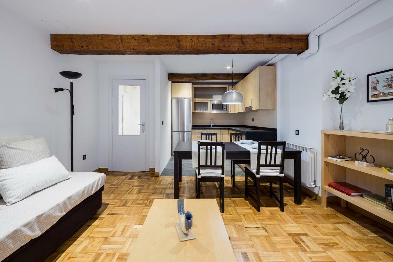 El Hogar De San Fermin Apartment Pamplona Exterior foto